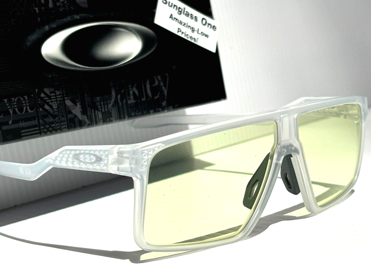 NEW Oakley HELUX Matte Clear PRIZM GAMING Blue Light Blocking