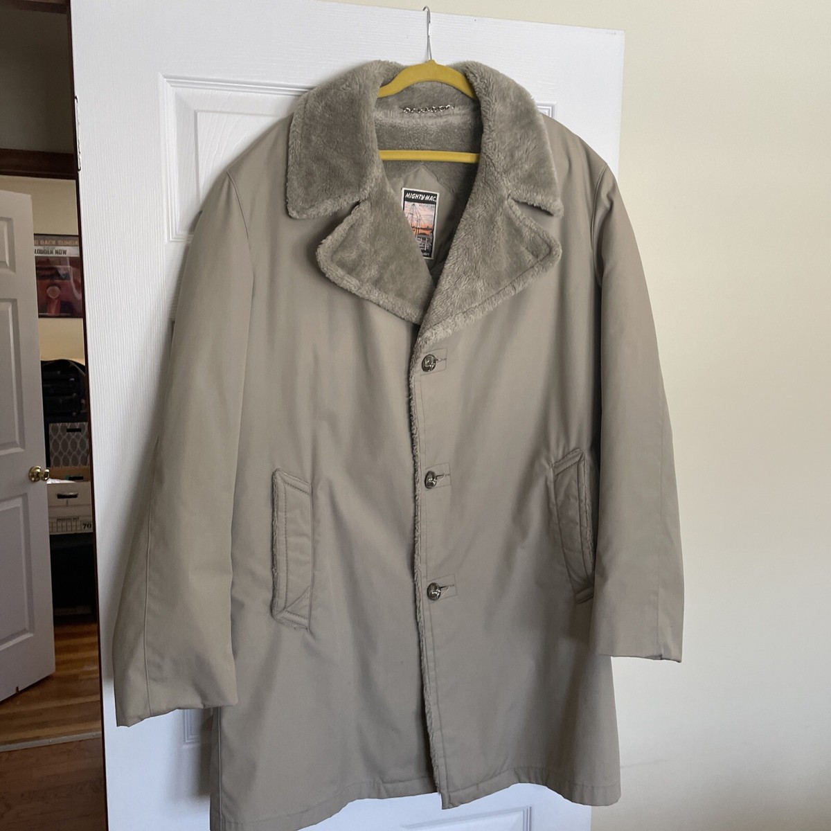 Vintage 60s Mighty Mac Out O'Gloucester Mens Coat Fur Lined Jacket