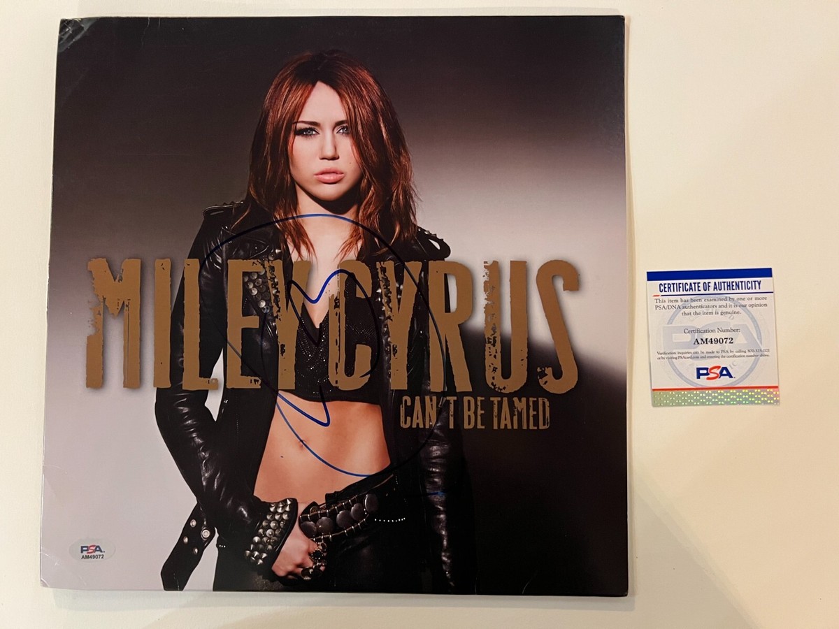 MILEY CYRUS SIGNED AUTOGRAPHED CAN'T BE TAMED ALBUM COVER VINYL
