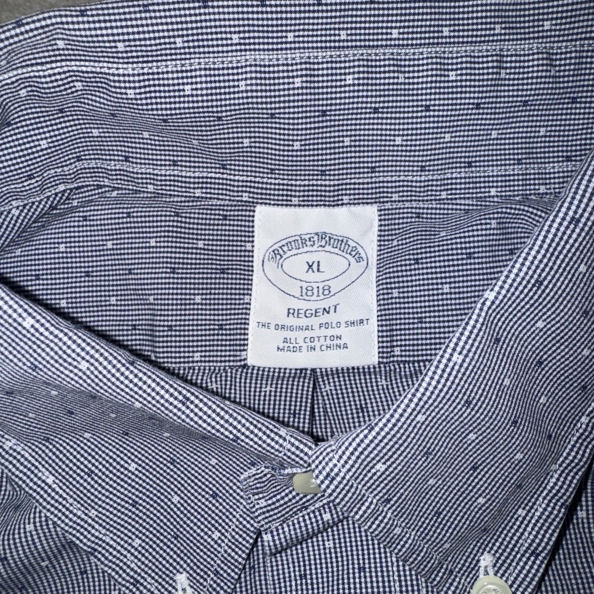 Brooks Brothers Est. 1818 REGENT Fit Dot Button Down Extra Large