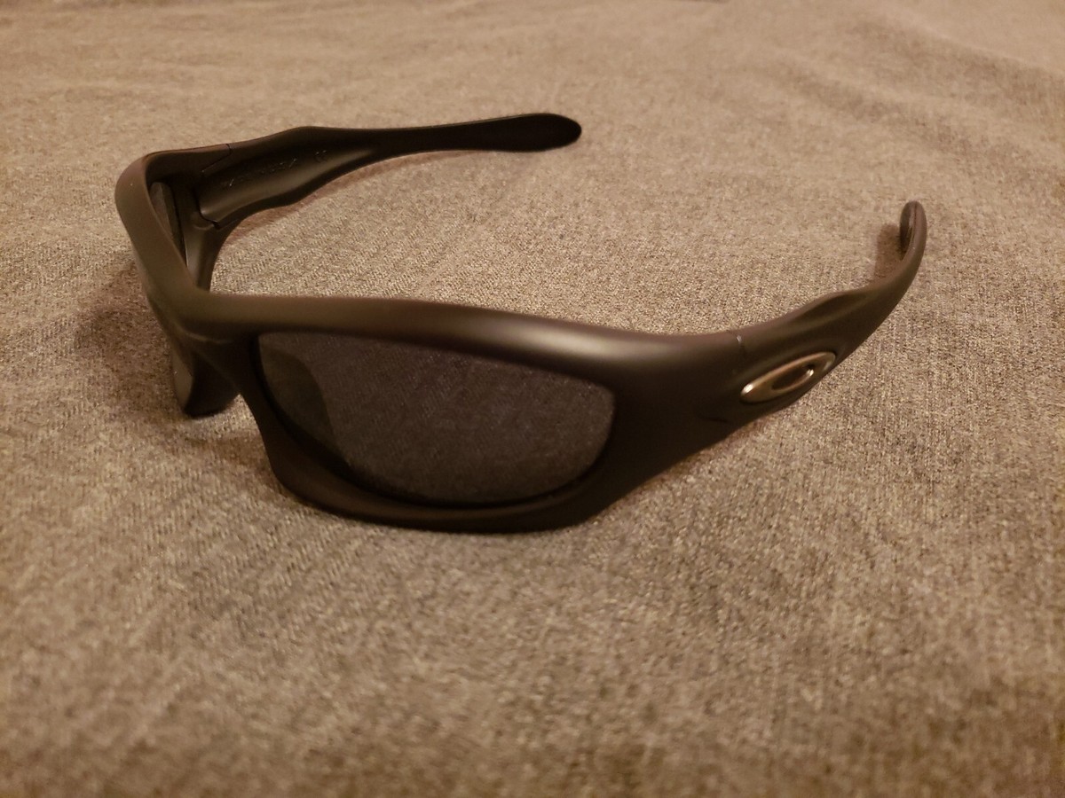Oakley Monster Dog Matte Black w/ Gray Lenses Very Rare | eBay