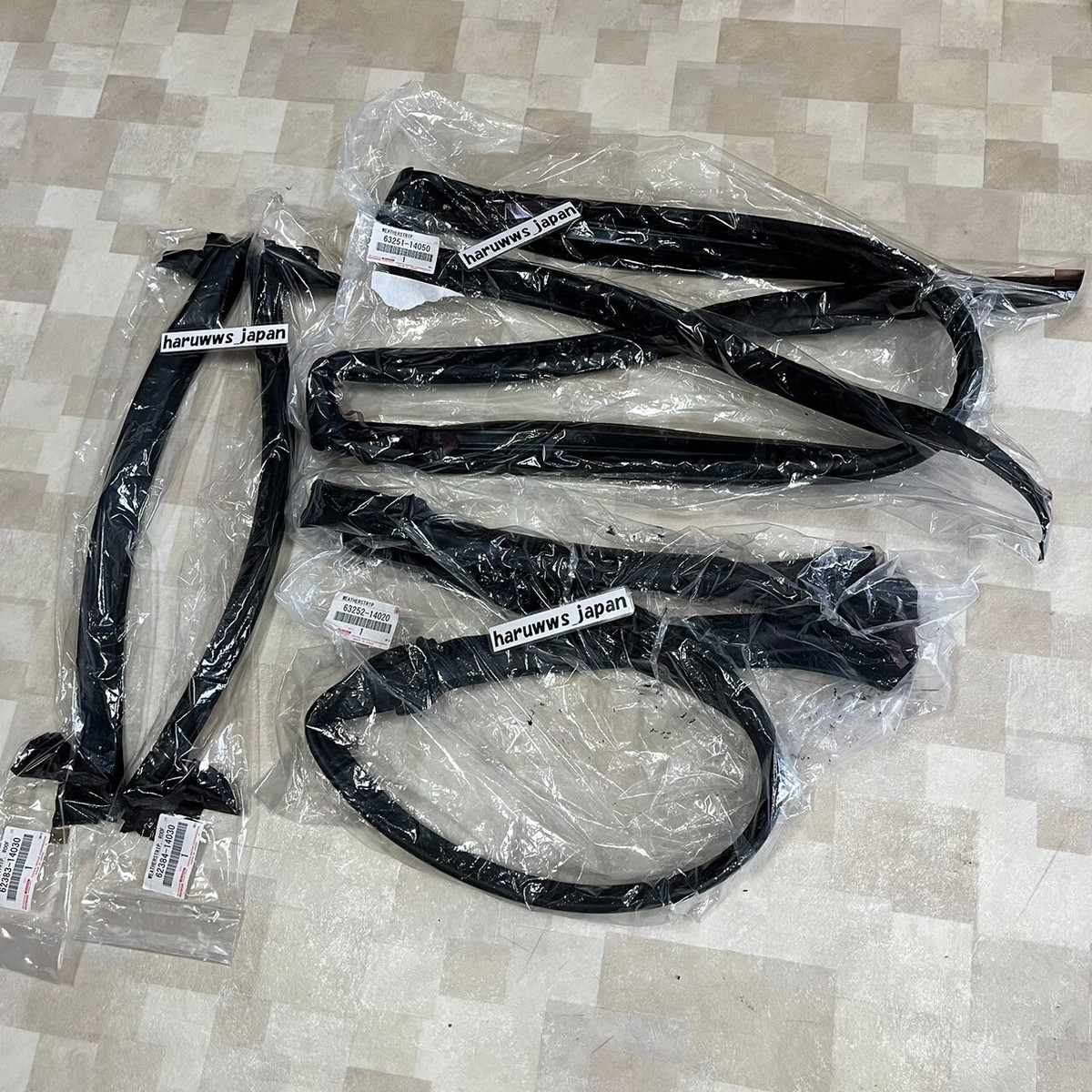 Genuine Toyota Supra JZA80 MK4 Removable Roof Weatherstrip & Targa