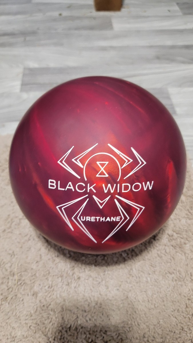 Hammer Black Widow Red Pearl Urethane Overseas Bowling Ball | 15