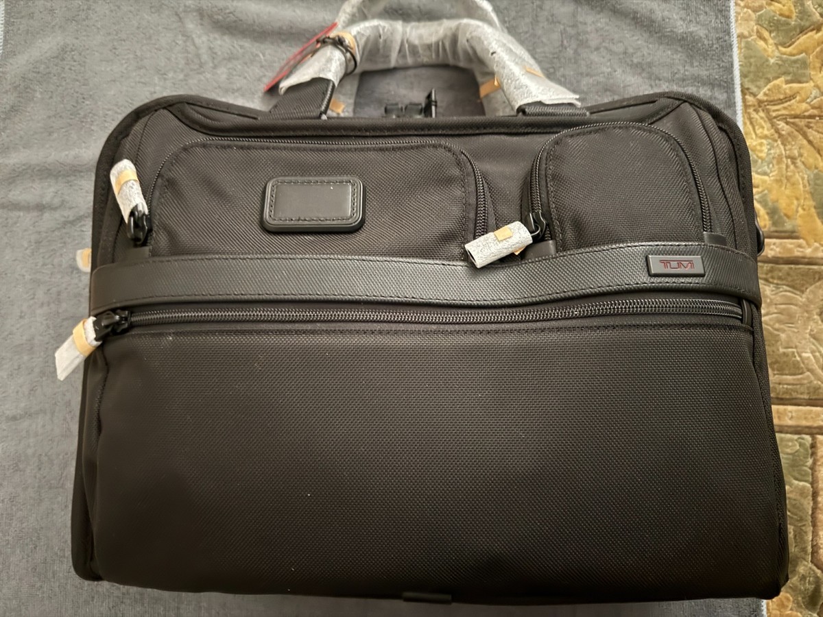 Tumi Black Alpha 2 FXT T-Pass Expandable Laptop Brief Bag