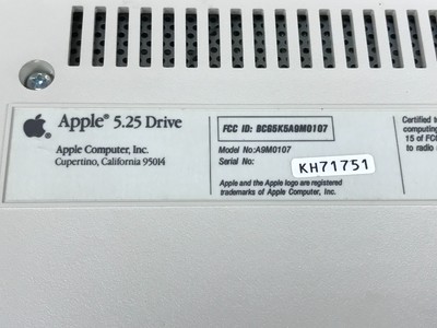 Vintage Apple 5.25 Floppy Drive for Apple II Computers A9M0107