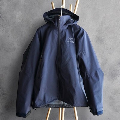 Brand New】ARC'TERYX Beta AR Jacket Men's Kingfisher - Size L