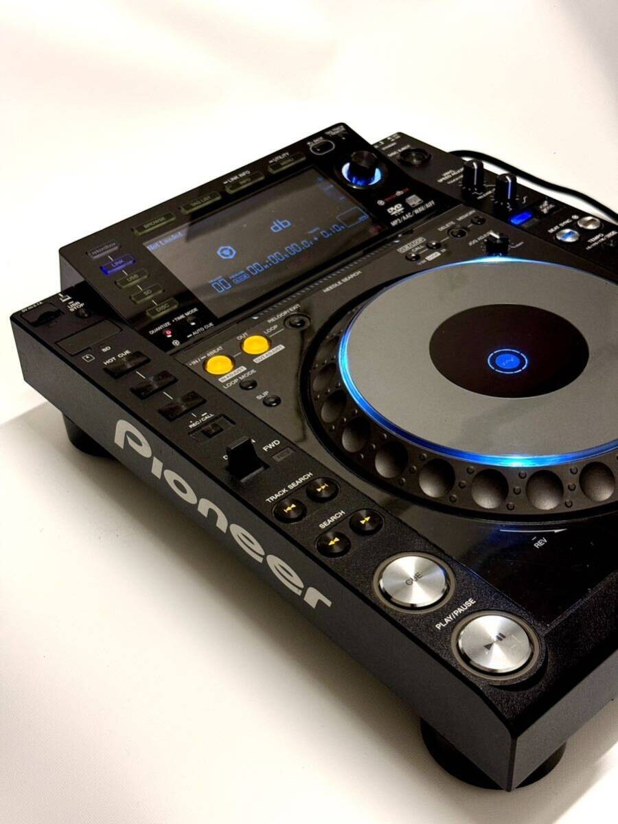 Pioneer CDJ-2000NXS DJ Multi Player Digital Turntable 2000 Nexus