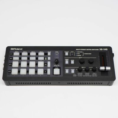 Roland XS-1HD Multi-Format Matrix Switcher w/Case Operation