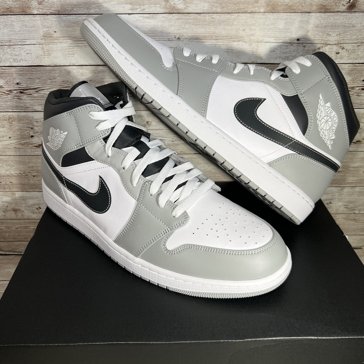 Nike Air Jordan 1 Mid 'Light Smoke Grey' Grey White 554724-078