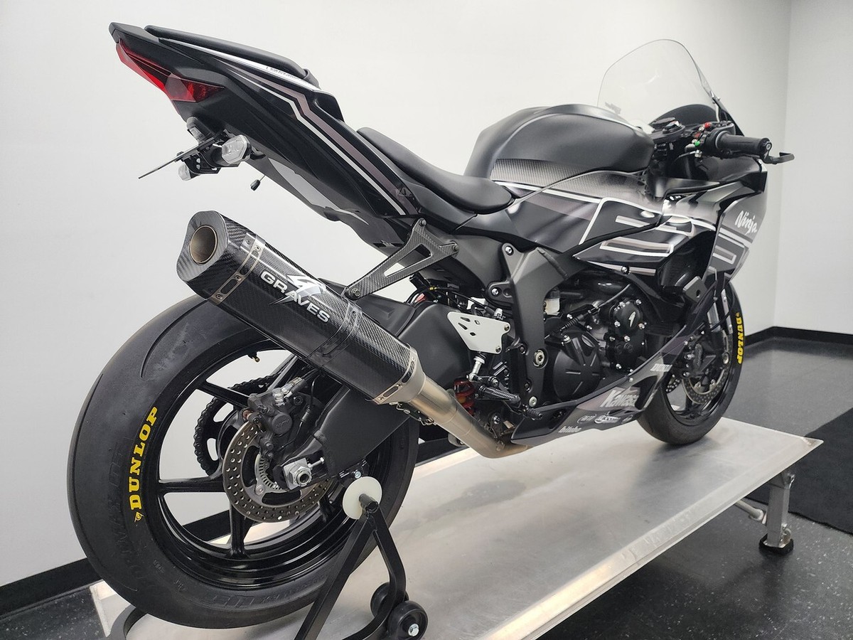 Graves Kawasaki ZX-6R OEM Bodywork Graphics Set - Grayscale 24-25