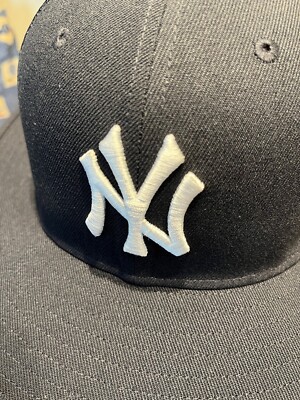 New Era Summer Mesh Fitted Long Brim Hat New York Yankees Navy