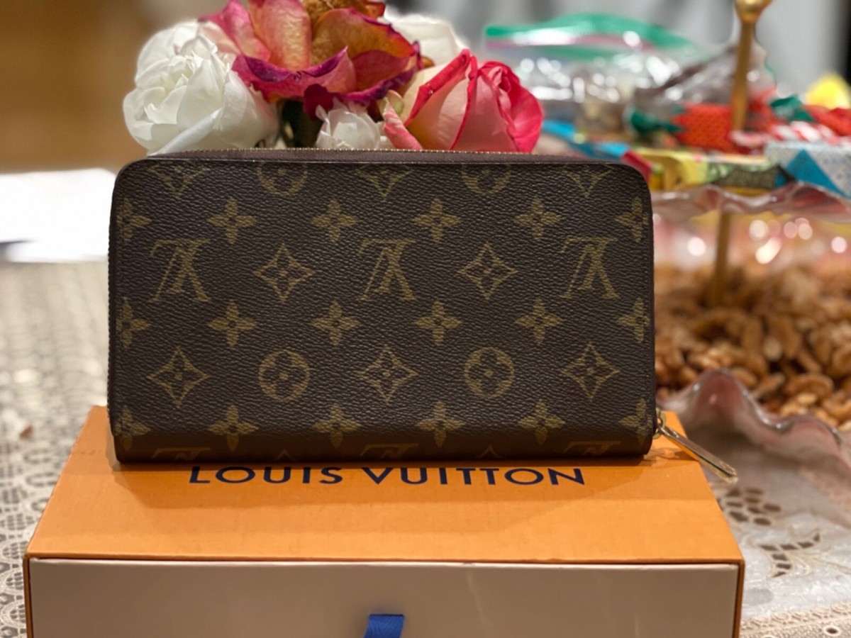 Louis Vuitton Monogram M60017 Zippy Wallet Round Purse - Brown | eBay