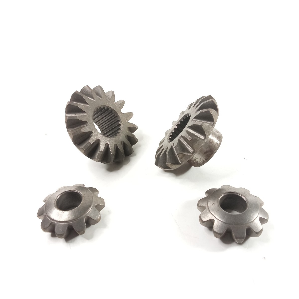 Fits For Suzuki Vitara SE416 Rear Differential Gear Pinion NOS