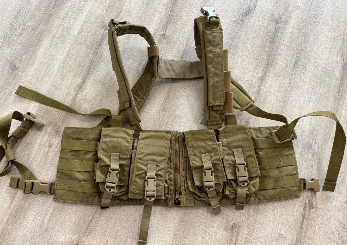 Eagle Industries MPCR V2 Chest Rig Khaki Solid Center Zip Chest