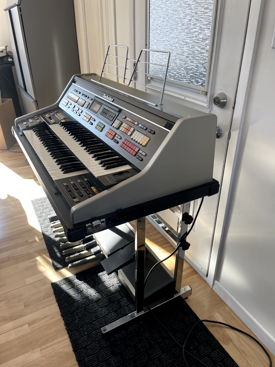 Technics SX-C700 Portable Electronic Organ 1980s PCM Sound w