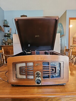 Vintage 1949 Zenith 5R086 Tube Radio and Record Player 5C02