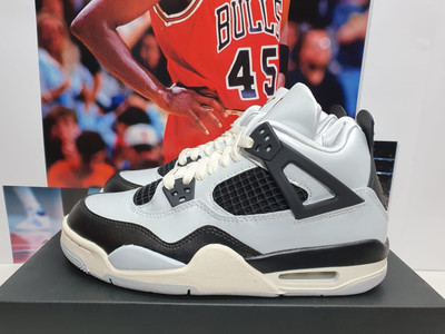 Nike AIR JORDAN 4 Retro (GS) Pure Platinum Gold UK 5.5 EUR 38.5