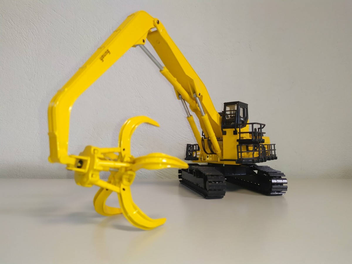 RARE JOAL 1:50 KOMATSU PC1100LC-6 MATERIAL HANDLER (YELLOW) -292