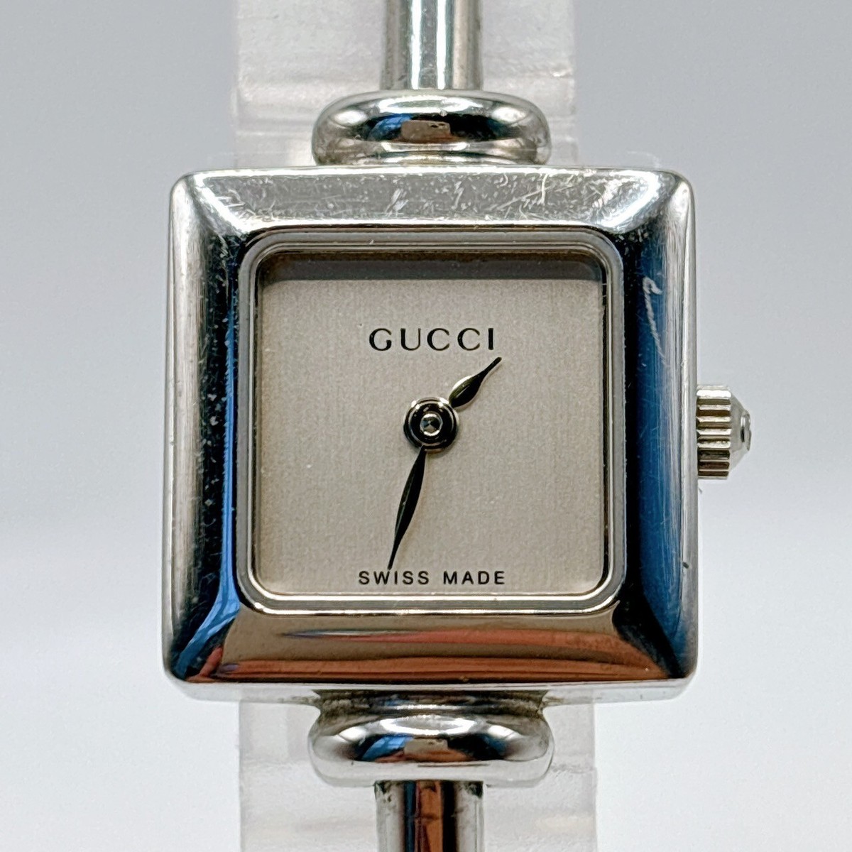 GUCCI 1900L Watch Square Quartz Women's White Dial Silver Vintage