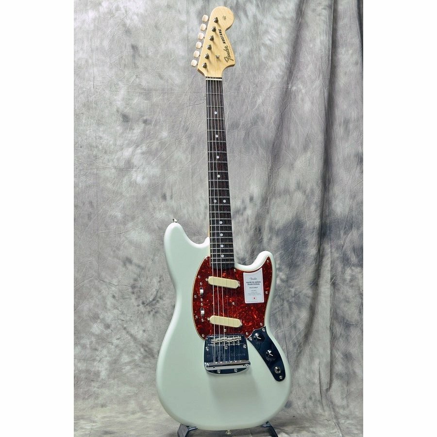 Banana.nA【中古美品】Fender Japan Mustang Fender Made in Japan