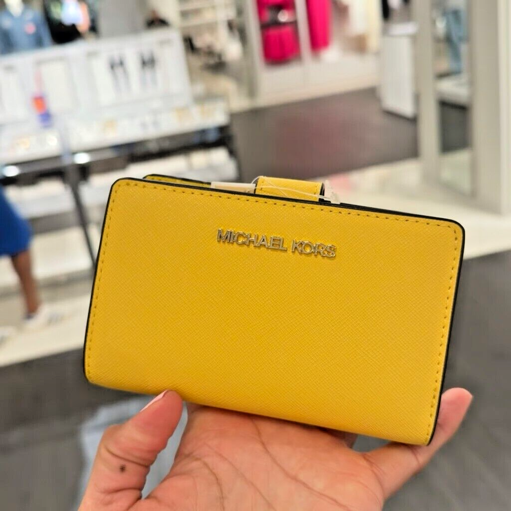 Michael Kors Daisy Yellow Jet Set Travel Medium Leather Bifold Zip