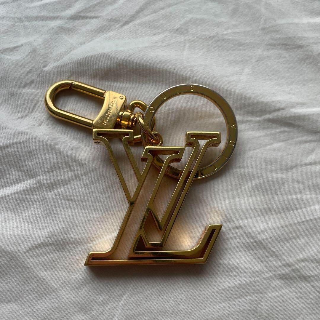 LOUIS VUITTON Porte Cles LV Millionaire Key Chain Key Ring Bag