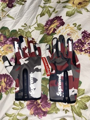 supreme WINDSTOPPER® Zip Gloves size Large Fw25 red camo | eBay