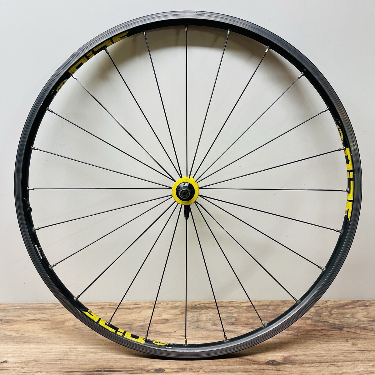 Mavic Crossride 26 Mountain Bike Front Wheel 100mm 24 Hole Yellow