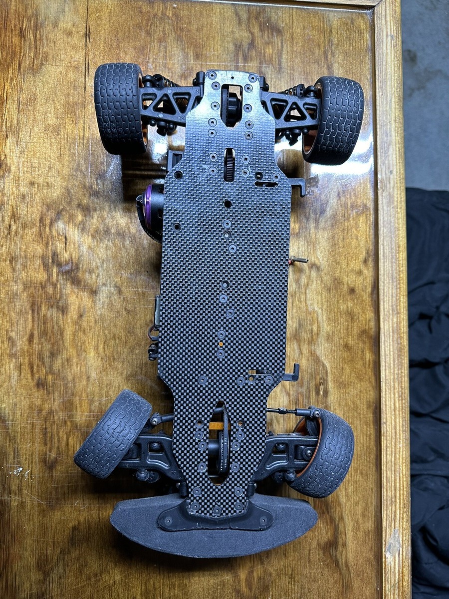 値下げ】中古品 Xray T4 ツーリングカー 値下げ】中古品 Xray T4