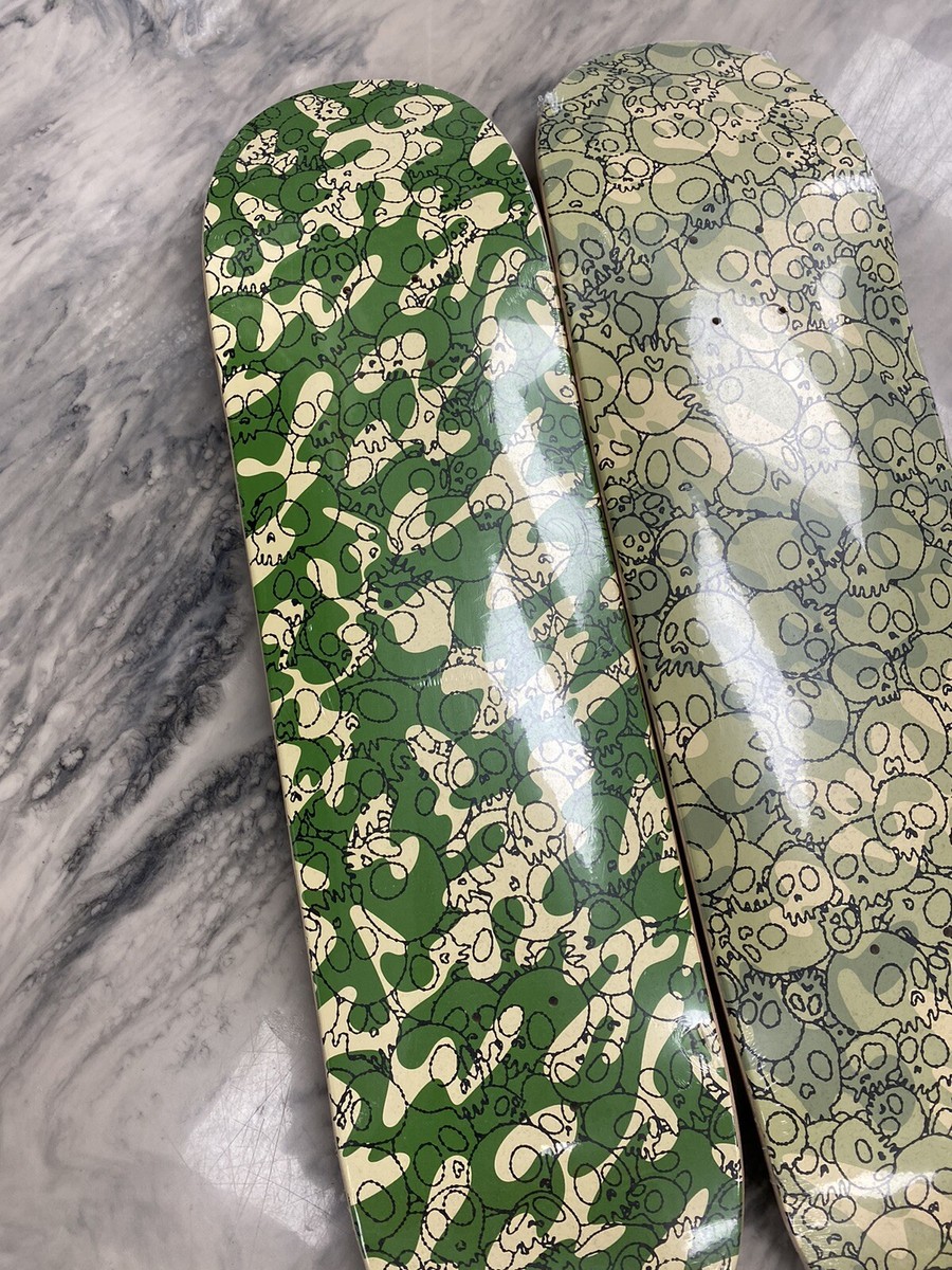TAKASHI MURAKAMI x Tongari 'Camouflage Skulls Skateboard Skate