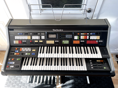 Technics SX-C700 Portable Electronic Organ 1980s PCM Sound w