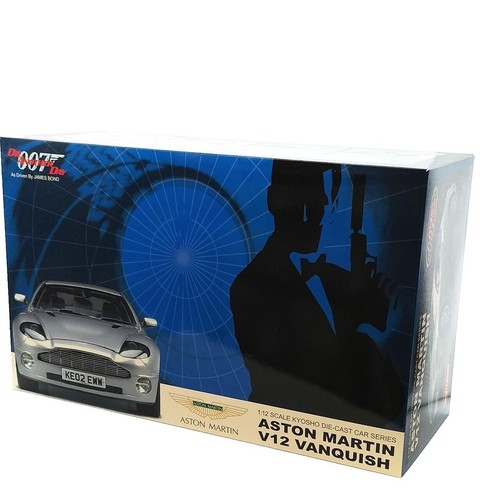AUTOWORLD AWSS123 1:18 ASTON MARTIN DBS SILVER QUANTUM OF SOLACE