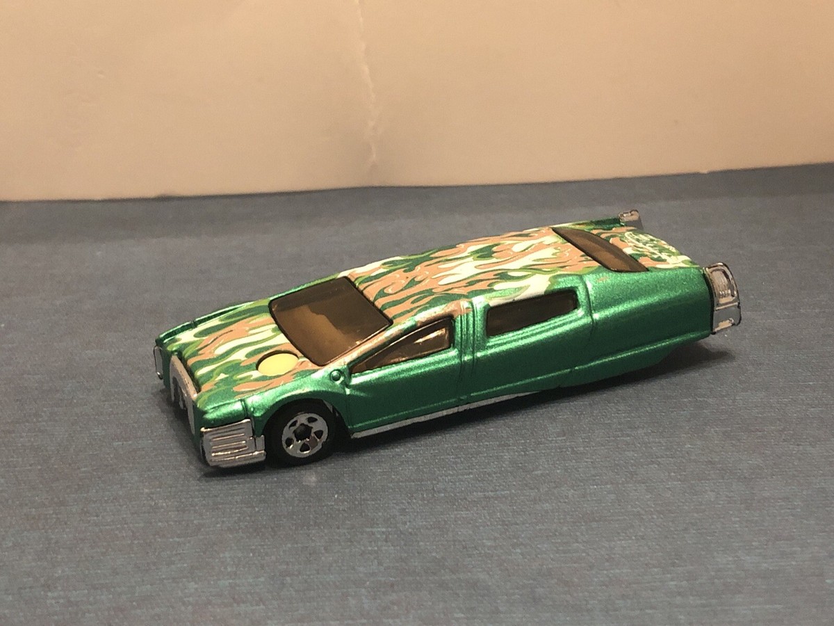 2001 Hot Wheels Syd Mead's Sentinel 400 Limo Metallic Green Color