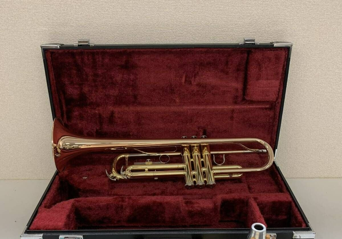 Yamaha YTR-3325 Trumpet With HardCase | eBay