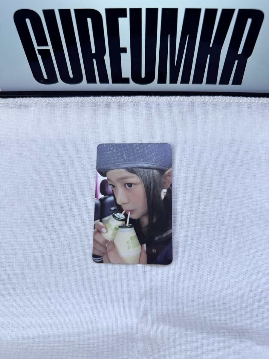 NJZ] Super Rare NewJeans Hanni 1st Fan Meeting Bunnies Camp Photo