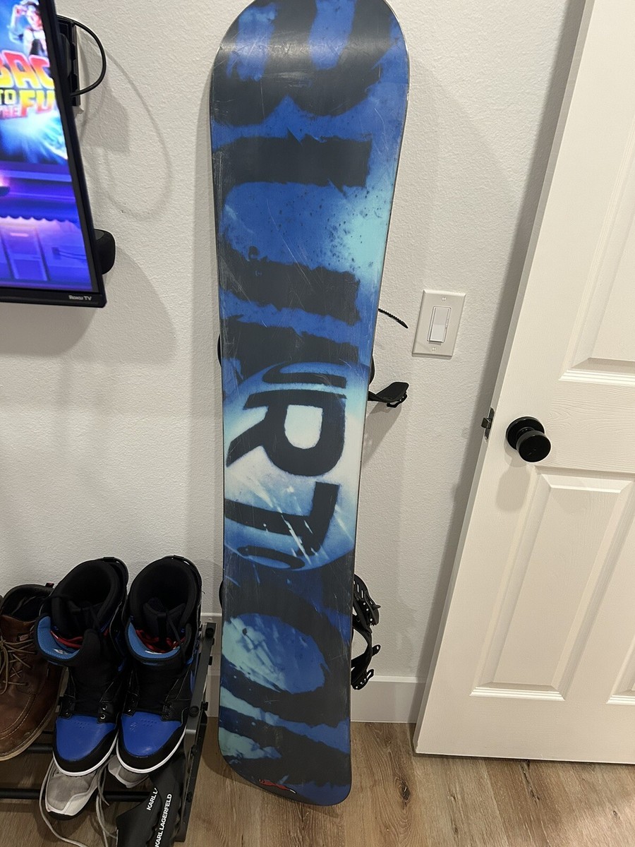 Burton Clash 158cm snowboard w/ New bindings | eBay