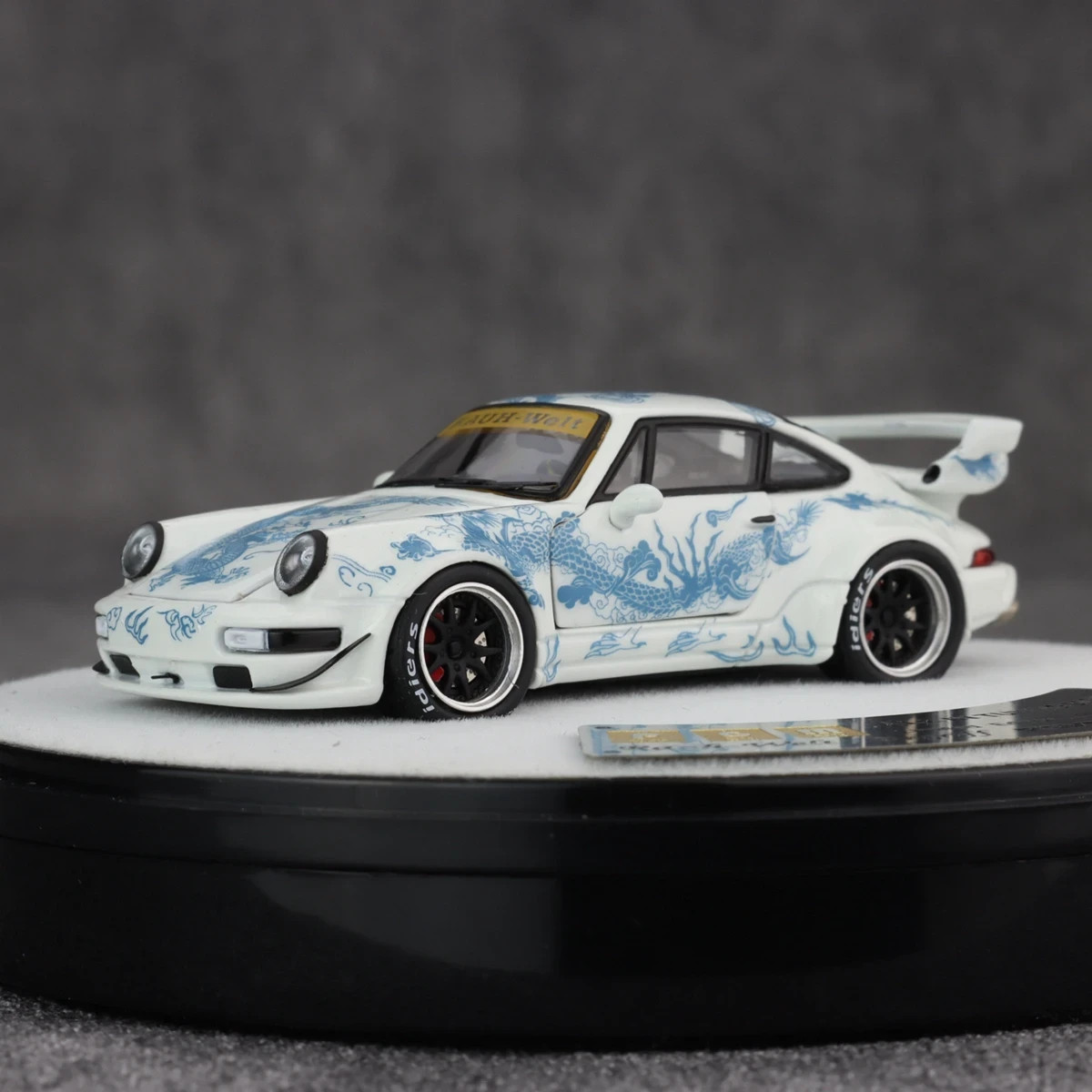 PGM 1/64 Porsche 911 964 RWB Luminous White Chinese Dragon SPECIAL