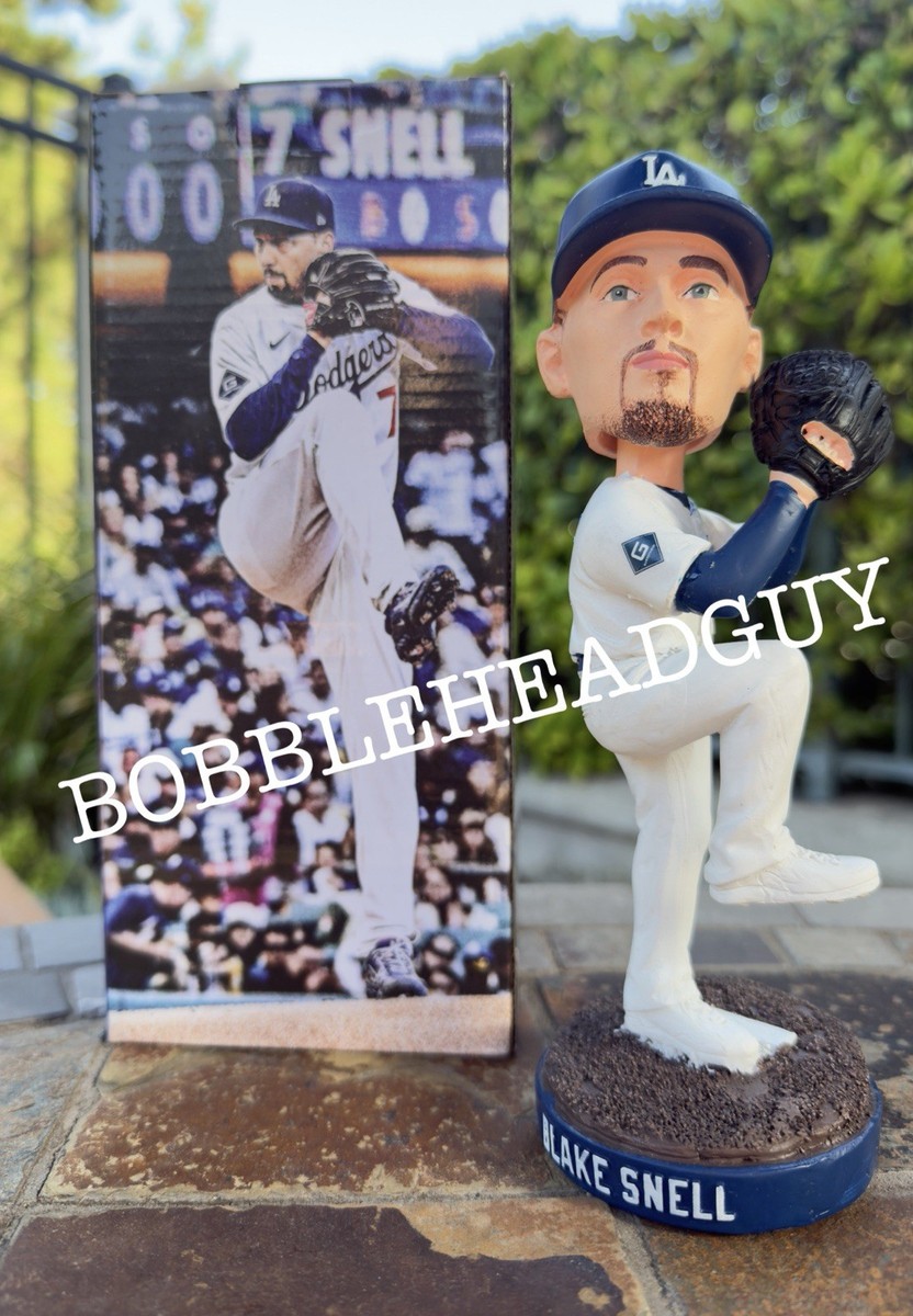 2025/6/16配布ロサンゼルス・ドジャース ブレイク・スネル フィギュア