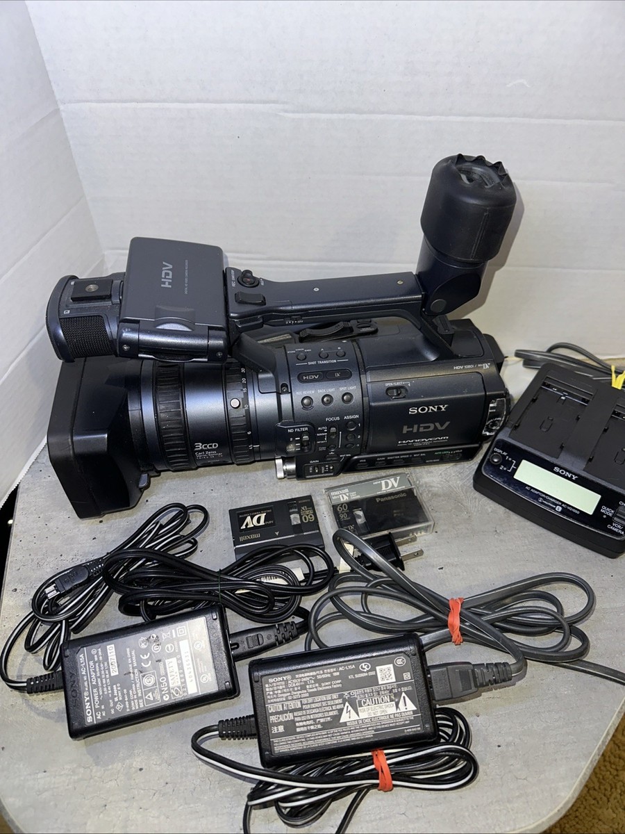 SONY HDR-FX1 Digital HD Video Camera Recorder w/Extras 3CCD JAPAN