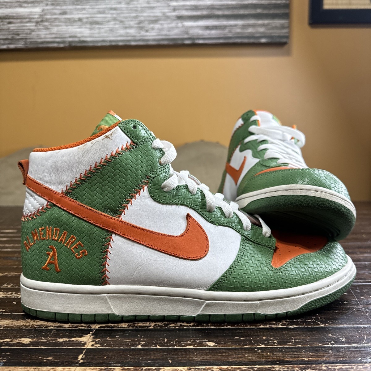 Size 10 - Nike Dunk High UTT Almendares Green Orange Basketball