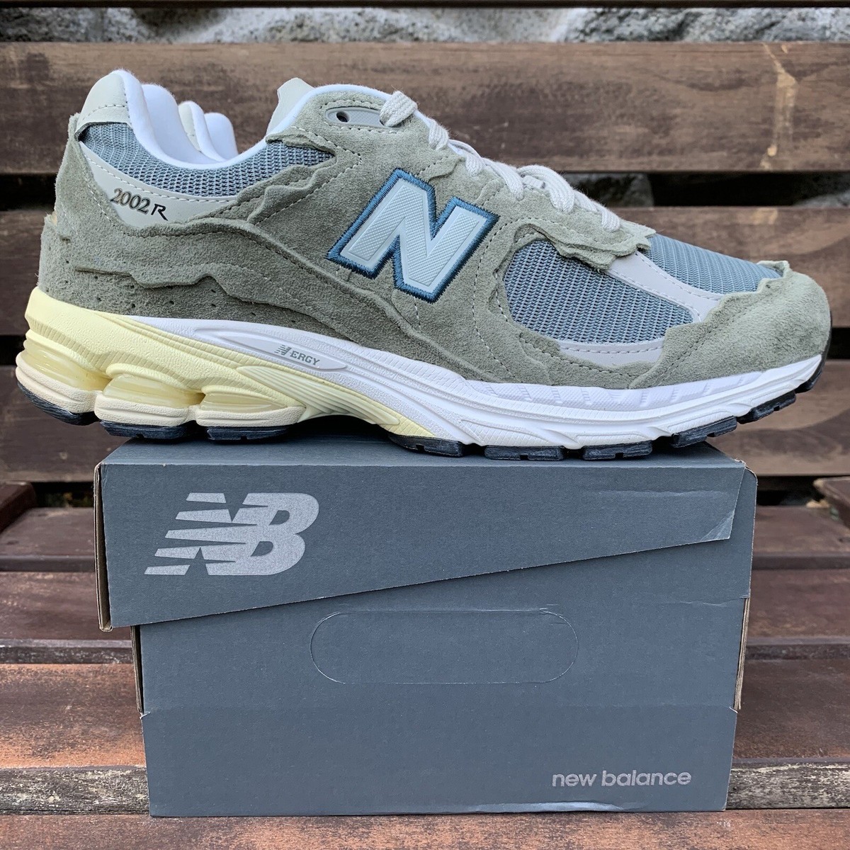 Size 9 - New Balance 2002R Protection Pack Mirage Gray Japan