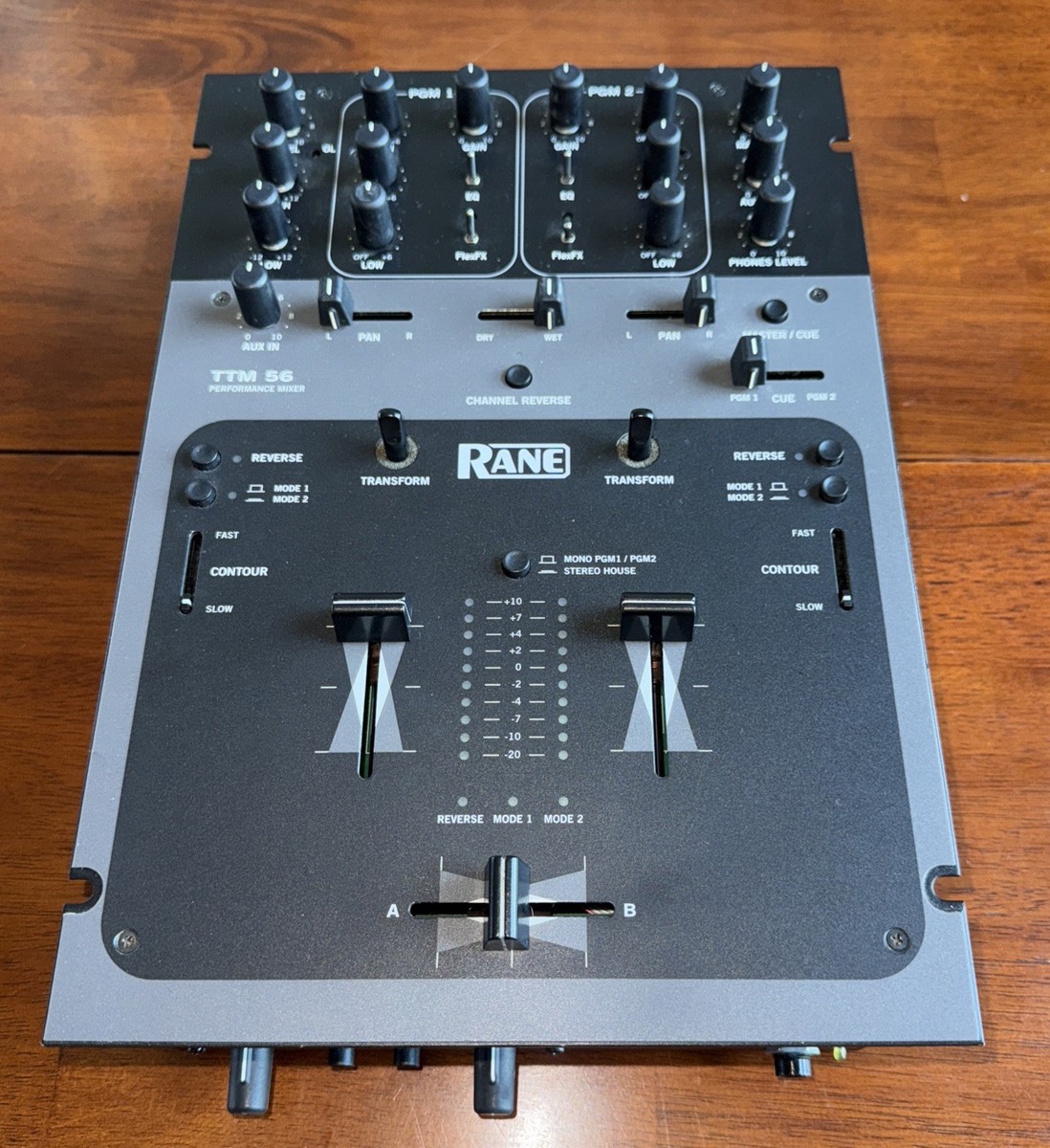 RANE TTM 56 TTM56 DJ BATTLE Mixer GREAT Condition 2 CHANNEL