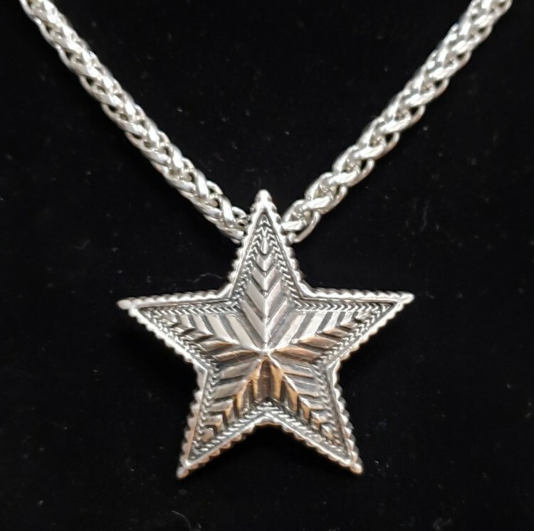 Cody Sanderson Sterling Silver 925 Star Pendant 18