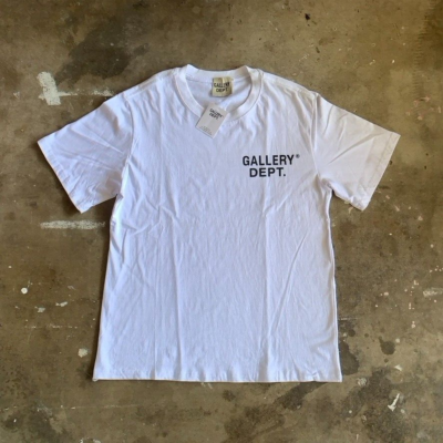 NWT GALLERY DEPT. BASIC WHITE GRAPHIC T-SHIRT MEN SIZE MEDIUM M | eBay