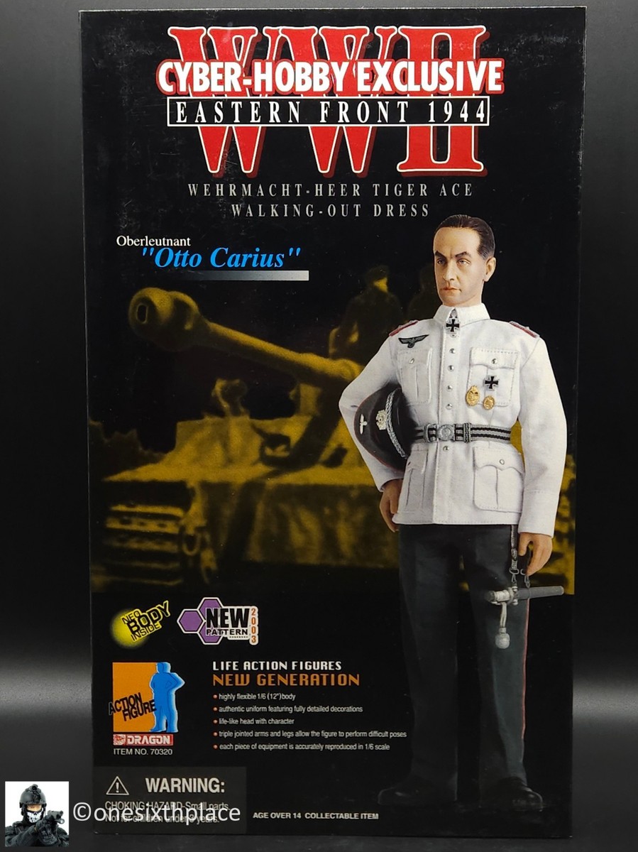 1:6 Dragon Cyber-Hobby WWII German Commander Oberleutnant Otto