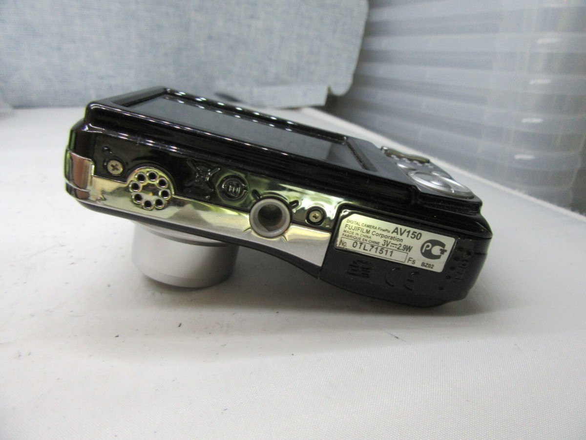 Fujifilm FinePix A Series AV150 14.0MP Digital Camera - Black for