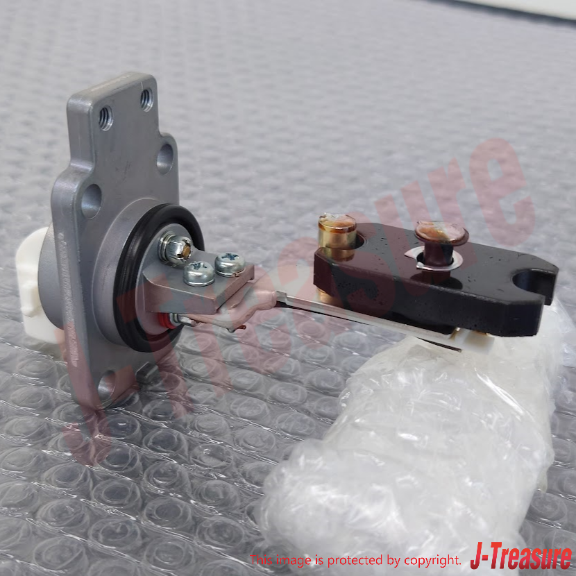 TOYOTA LAND CRUISER HZJ7# 90-99 Genuine 1HZ Engine Oil Level