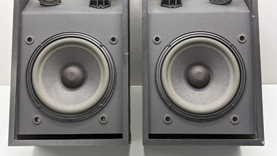 Bose 301 Series III Direct Reflecting Speakers Walnut Wood Grain