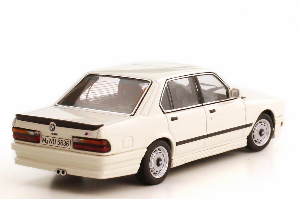 ミニカー AUTOART BMW M535i 1/43 AUTOart 1/43 BMW M535i White w/Box
