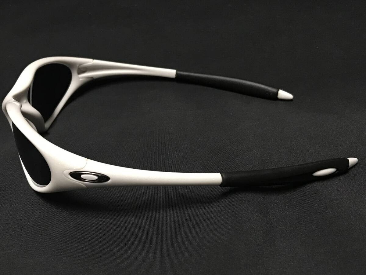 OAKLEY MINUTE 1.0 PEARL WHITE 90'S VINTAGE Y2K DISCONTINUED